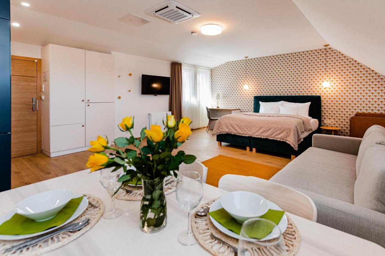 H11 Rooms Esztergom Exterior foto